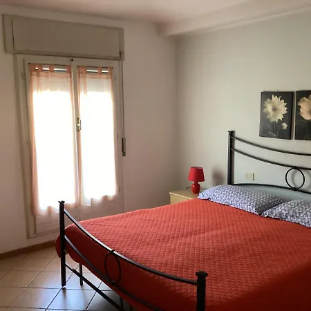 Attico Vista E Montagna * ستريزا