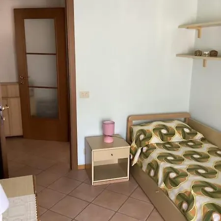 Attico Vista E Montagna * ستريزا